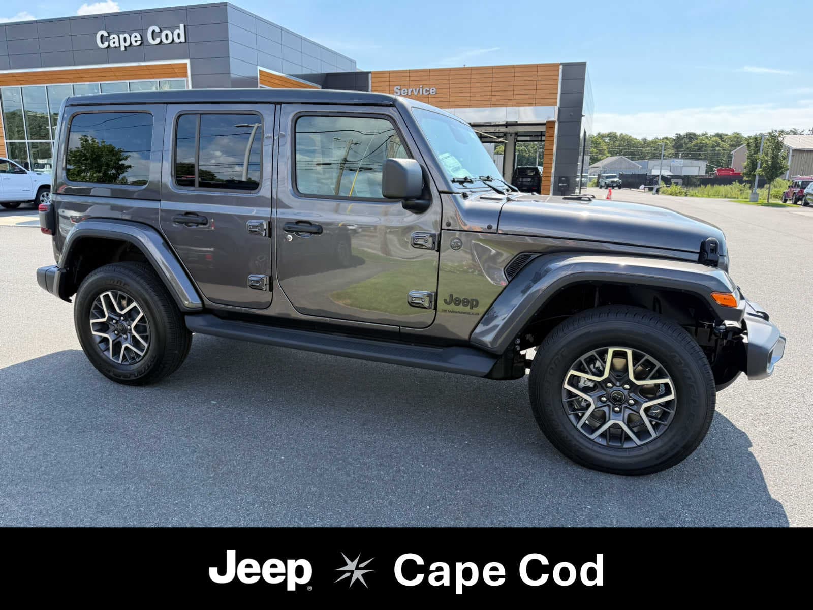 2026 Jeep Wrangler 4-DOOR SAHARA — photo 1 of 35