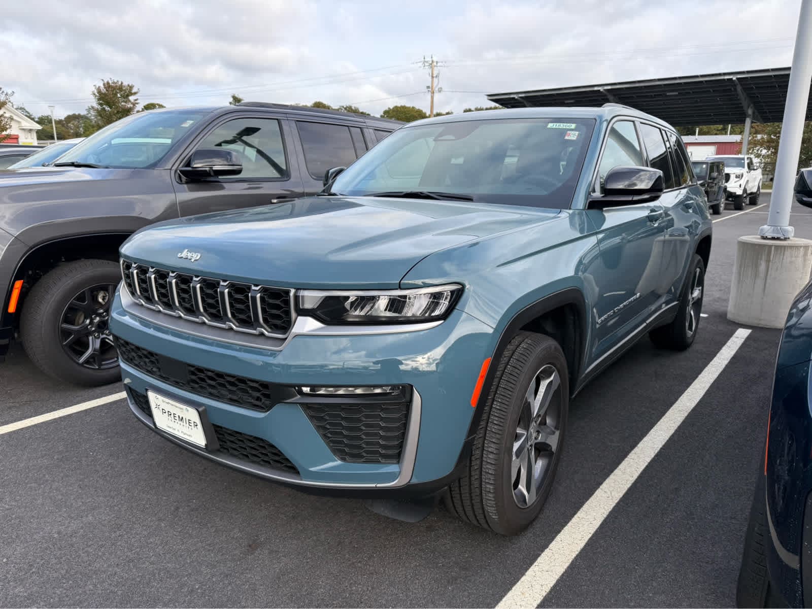 2026 Jeep Grand Cherokee Limited — photo 1 of 20