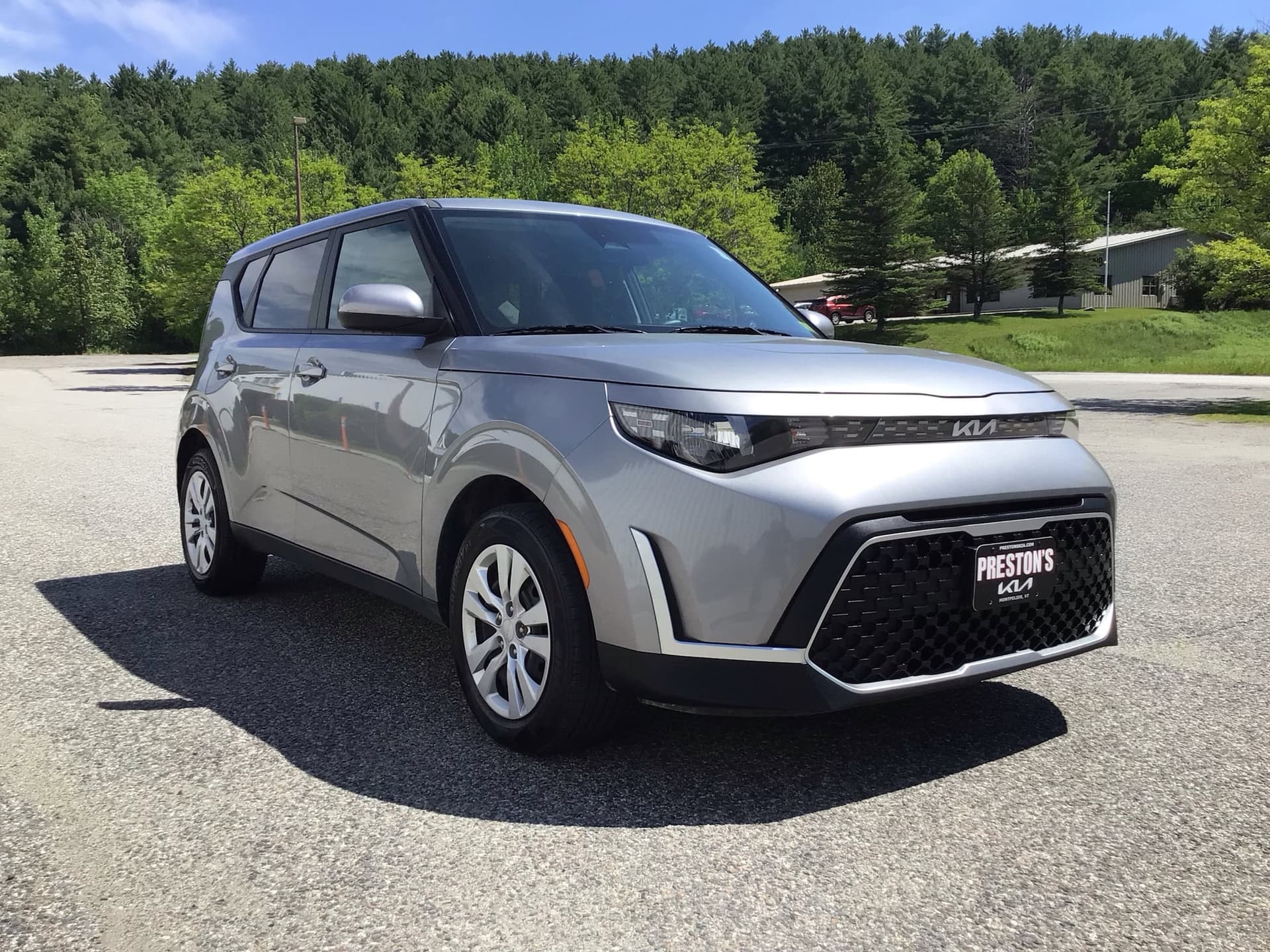 2024 Kia Soul LX — photo 1 of 24