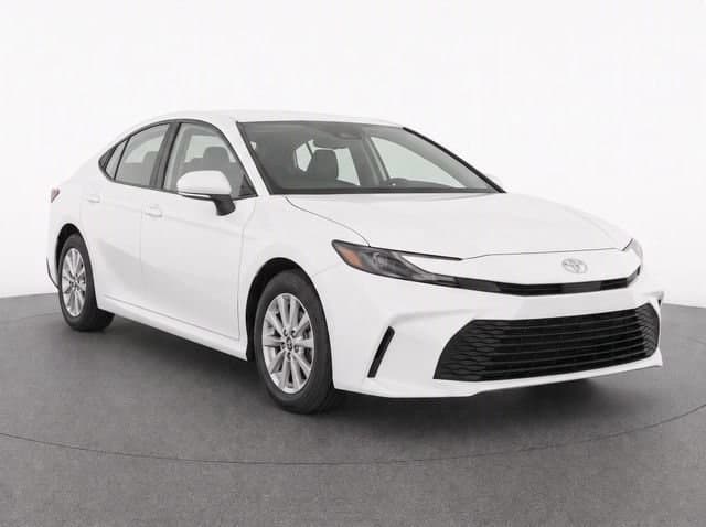 2025 Toyota Camry LE — photo 1 of 10