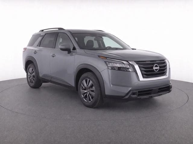 2025 Nissan Pathfinder SV — photo 1 of 10