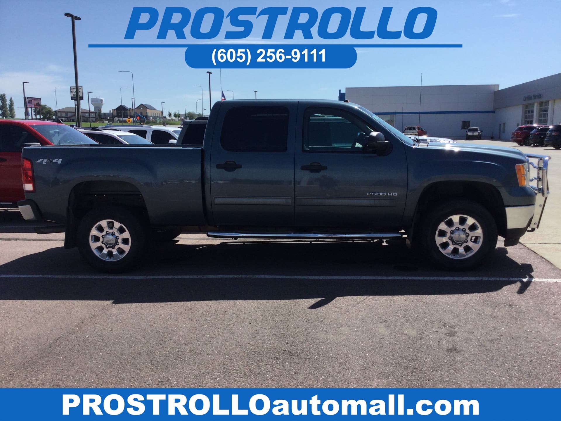 2012 GMC Sierra 2500HD SLE Crew Cab 4WD — photo 1 of 3