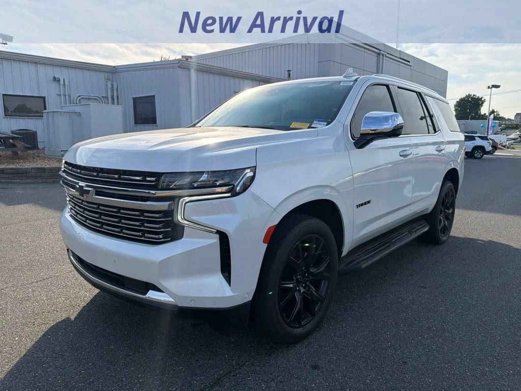 2023 Chevrolet Tahoe Premier — photo 1 of 12