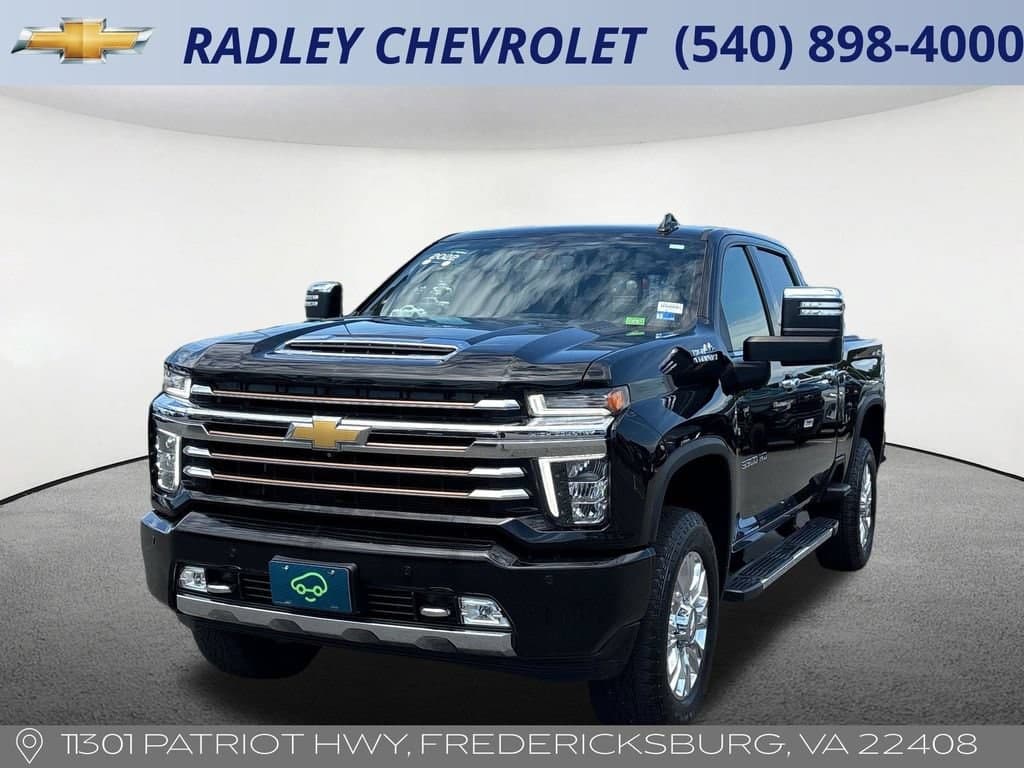 2022 Chevrolet Silverado 3500 HD High Country — photo 1 of 22