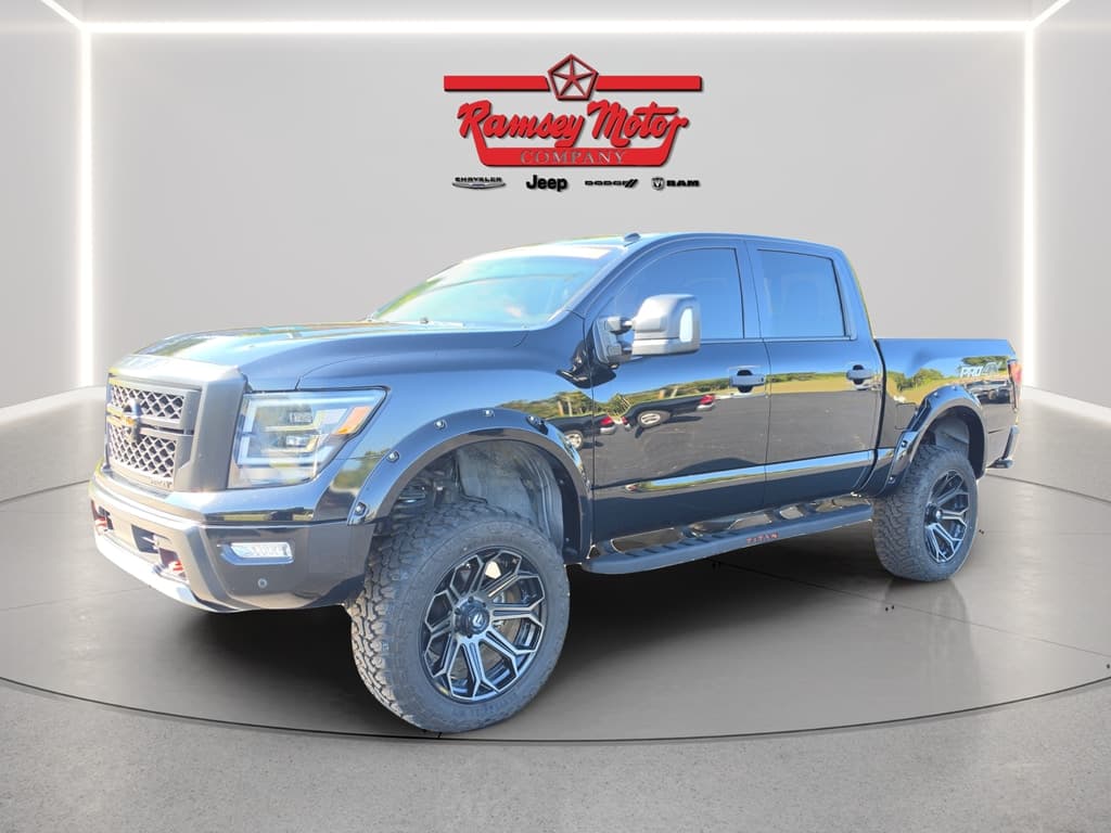 2021 Nissan Titan PRO-4X — photo 1 of 27
