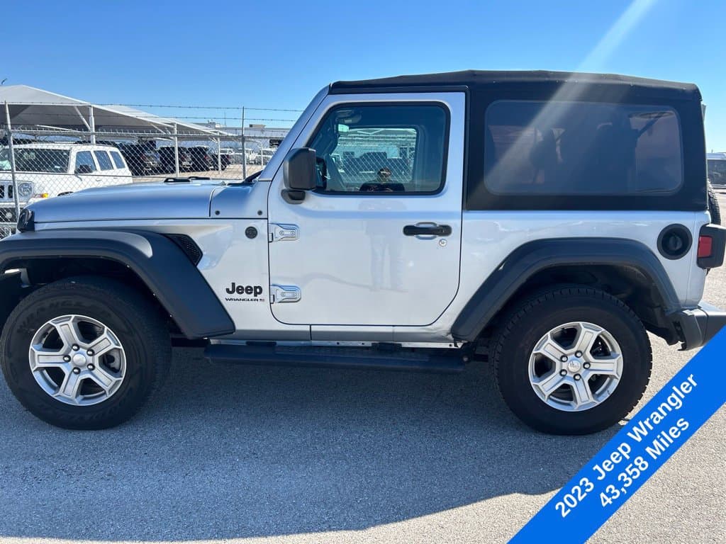 2023 Jeep Wrangler Sport S — photo 1 of 20