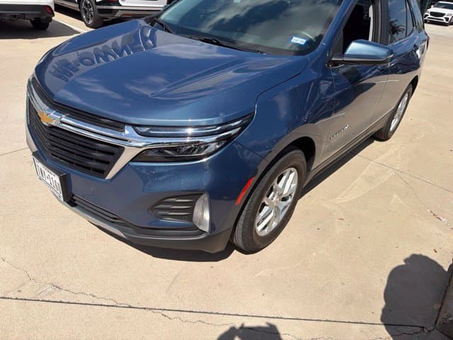 2024 Chevrolet Equinox LT — photo 1 of 8