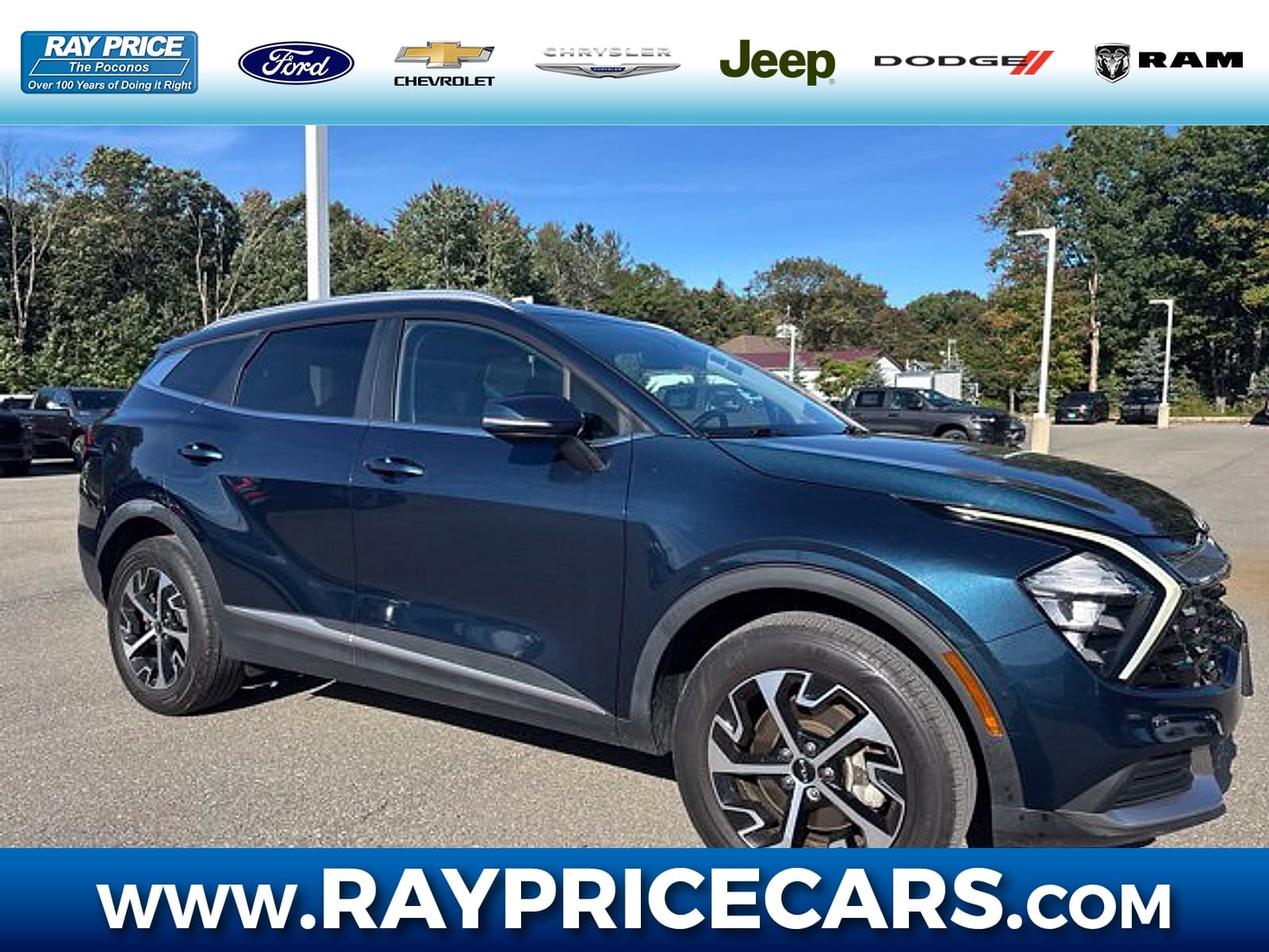 2023 Kia Sportage Hybrid EX — photo 1 of 37