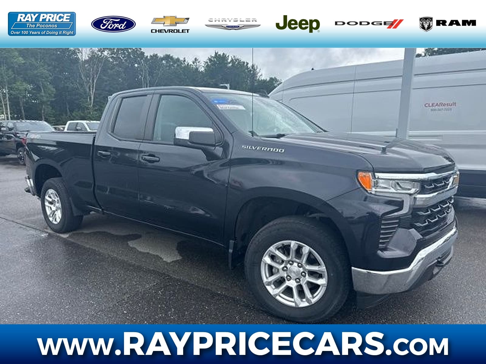 2023 Chevrolet Silverado 1500 LT — photo 1 of 28