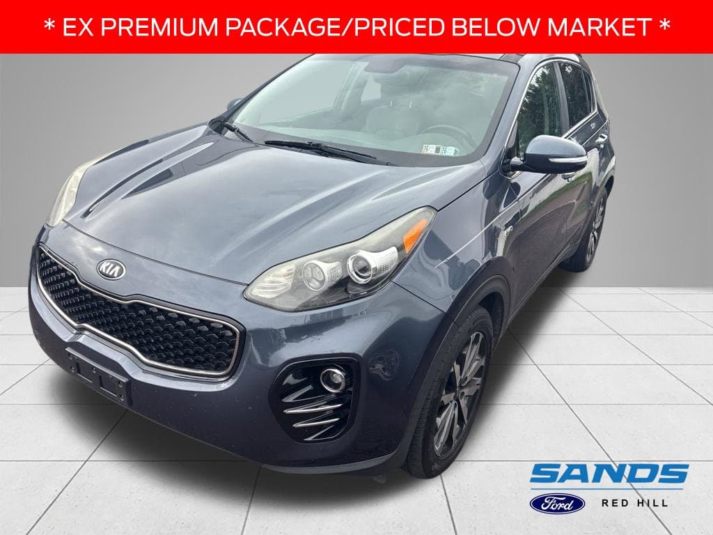 2019 Kia Sportage EX — photo 1 of 10