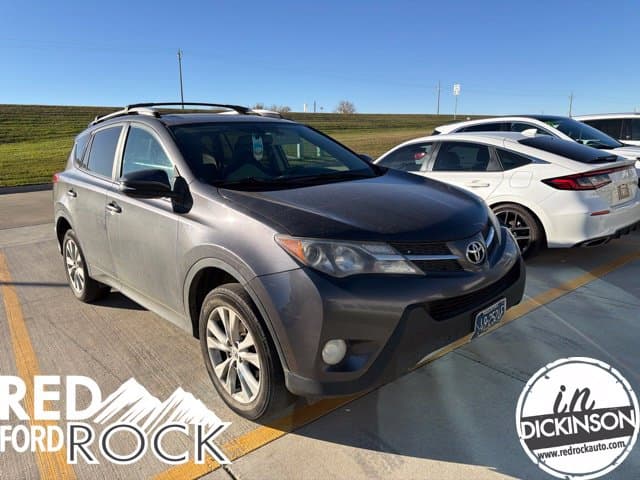 2015 Toyota RAV4 Limited — photo 1 of 9
