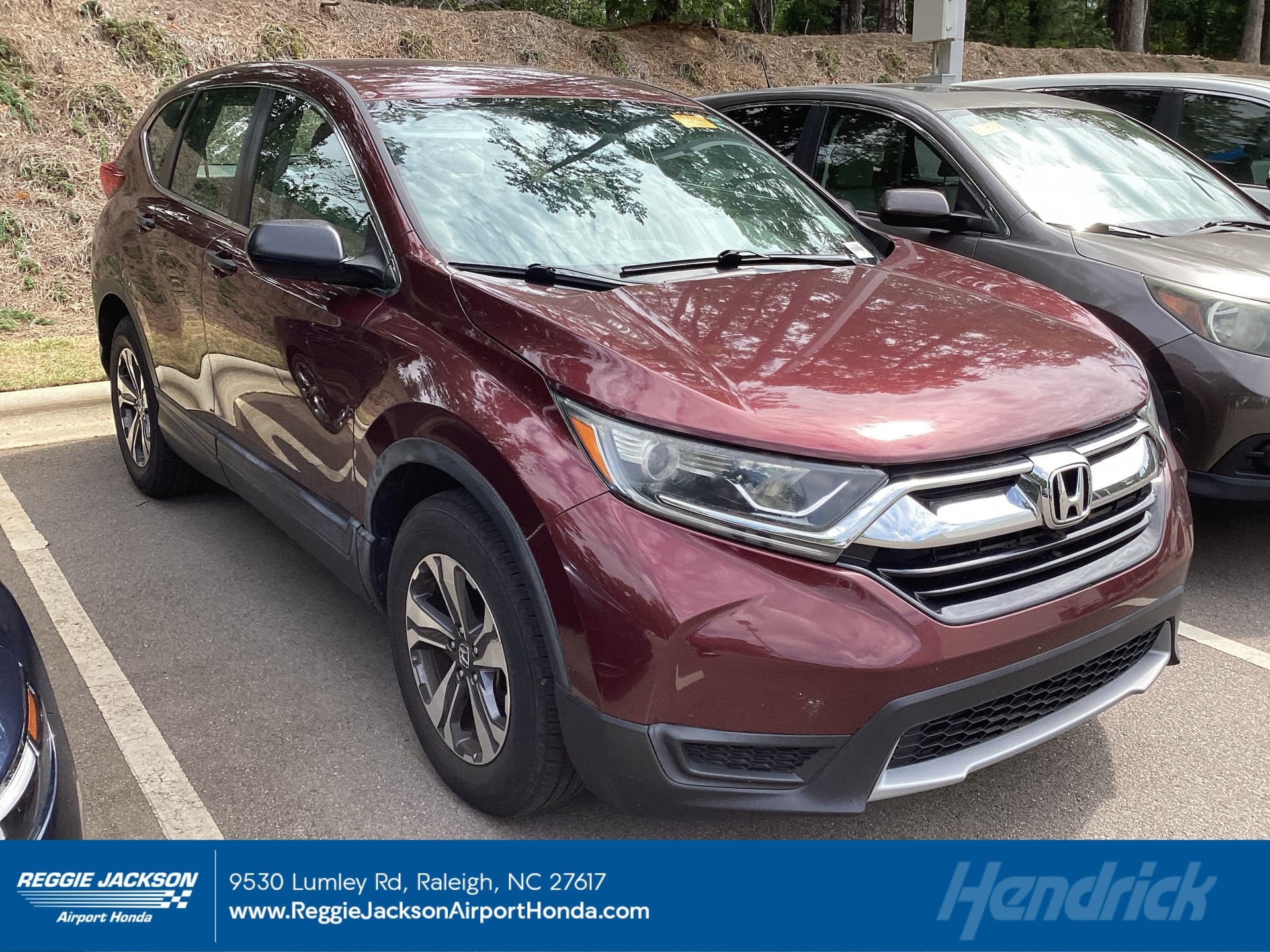 2018 Honda CR-V LX 2WD — photo 1 of 13