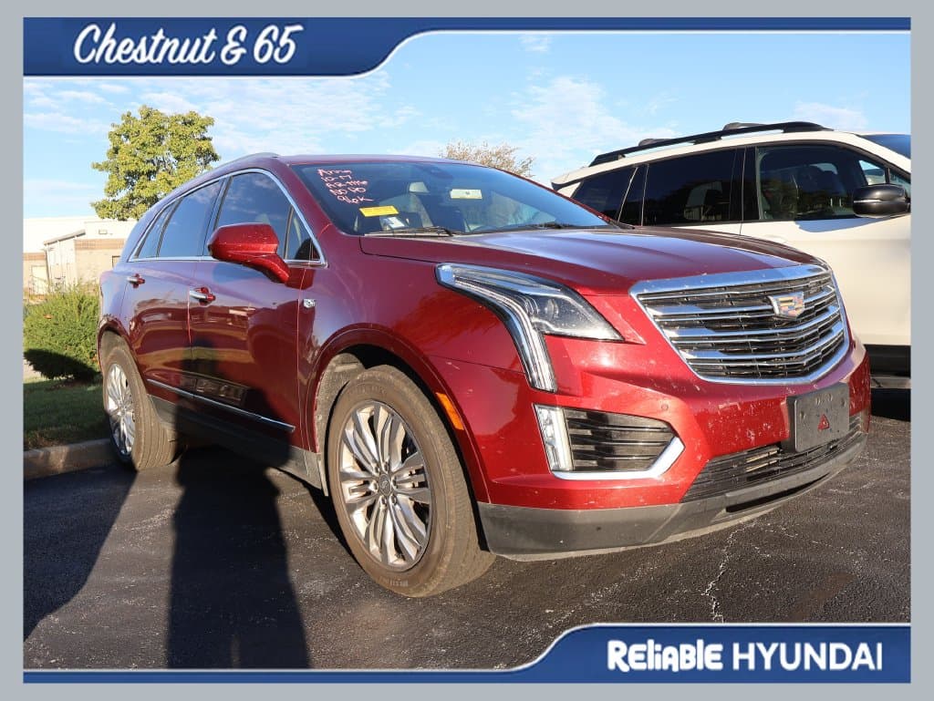 2017 Cadillac XT5 Base — photo 1 of 25