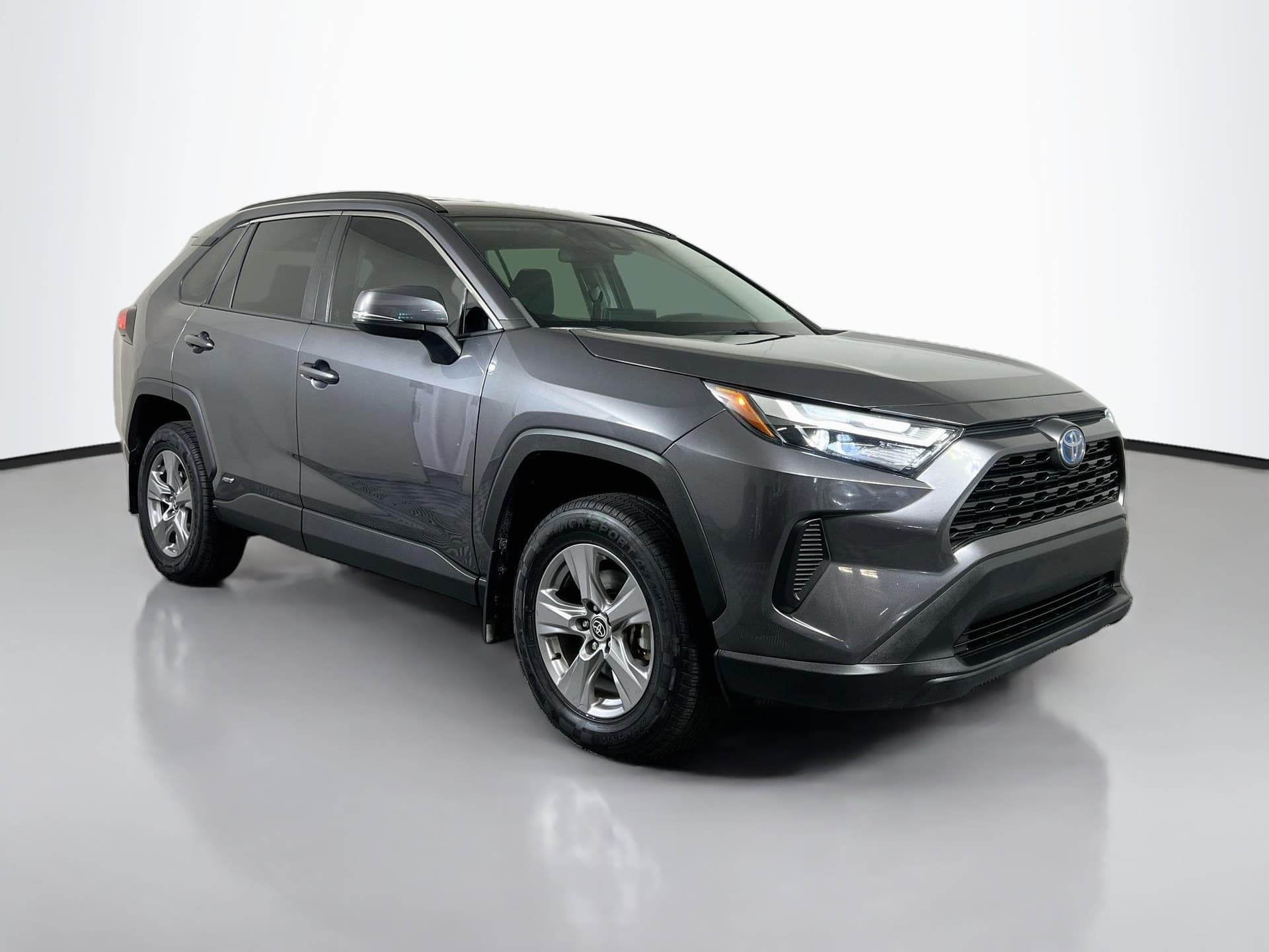2024 Toyota RAV4 Base — photo 1 of 35
