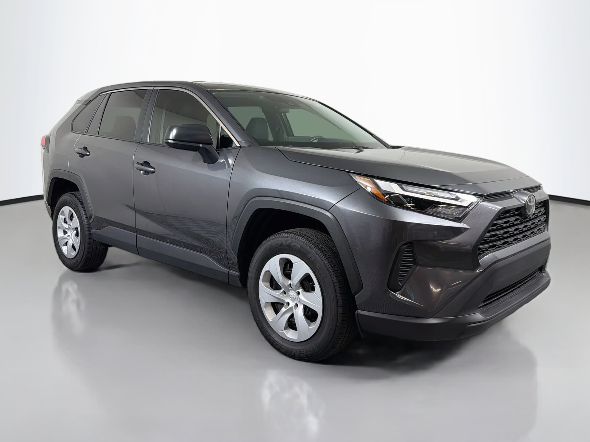 2025 Toyota RAV4 LE — photo 1 of 35