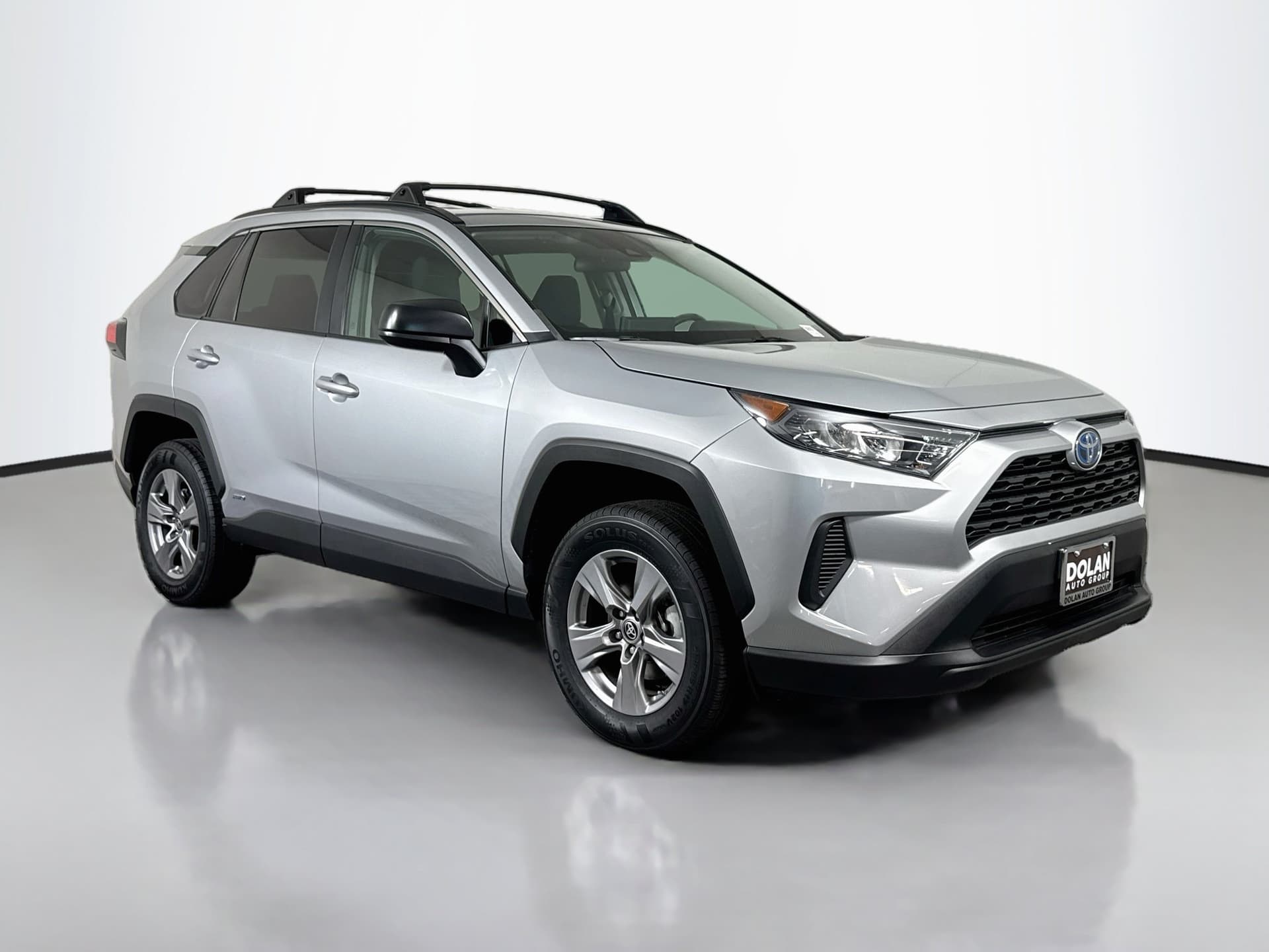 2022 Toyota RAV4 Hybrid LE — photo 1 of 34