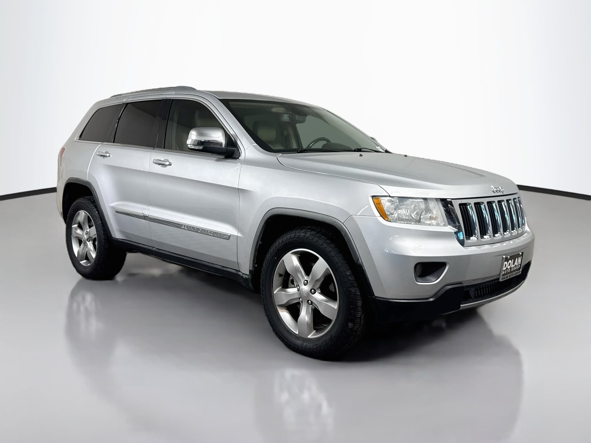 2012 Jeep Grand Cherokee Limited — photo 1 of 37