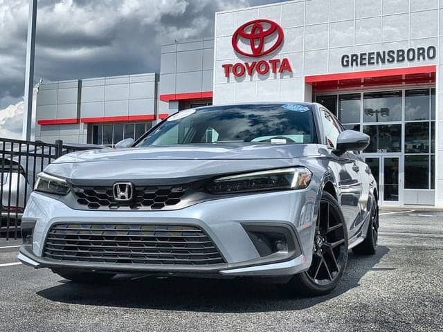 2023 Honda Civic Sport Touring — photo 1 of 47