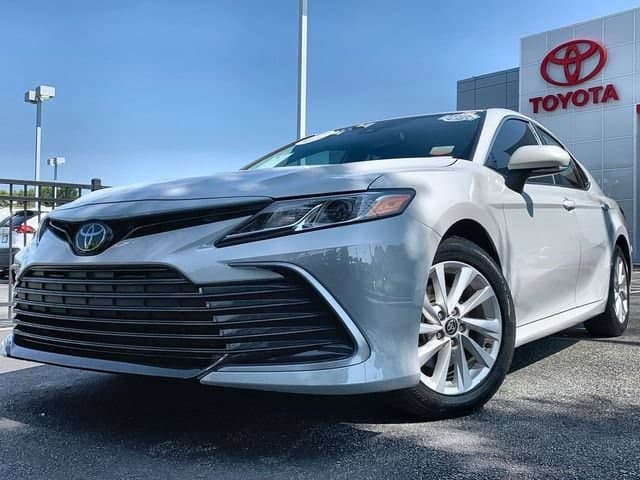 2024 Toyota Camry LE — photo 1 of 47