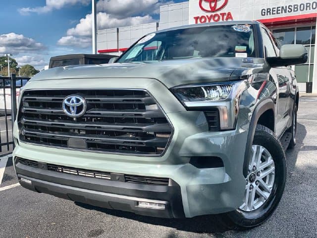 2024 Toyota Sequoia SR5 — photo 1 of 47