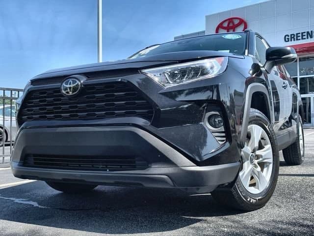 2021 Toyota RAV4 XLE — photo 1 of 47