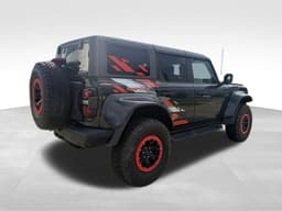 Extra Photo