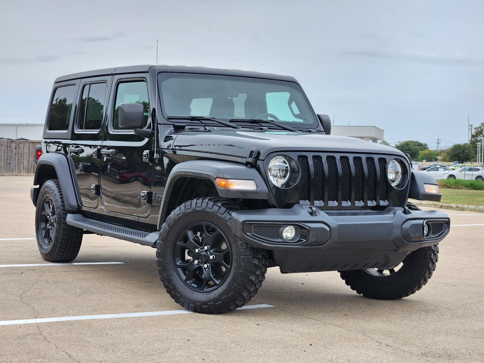 2023 Jeep Wrangler Base — photo 1 of 42