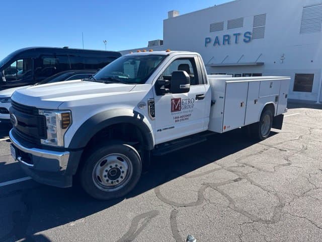2019 Ford Super Duty F-450 DRW XL — photo 1 of 10