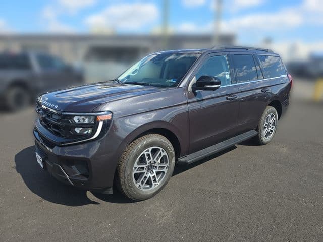 2026 Ford Expedition Active — photo 1 of 33