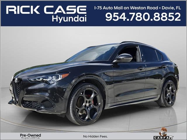 2024 Alfa Romeo Stelvio Ti — photo 1 of 27