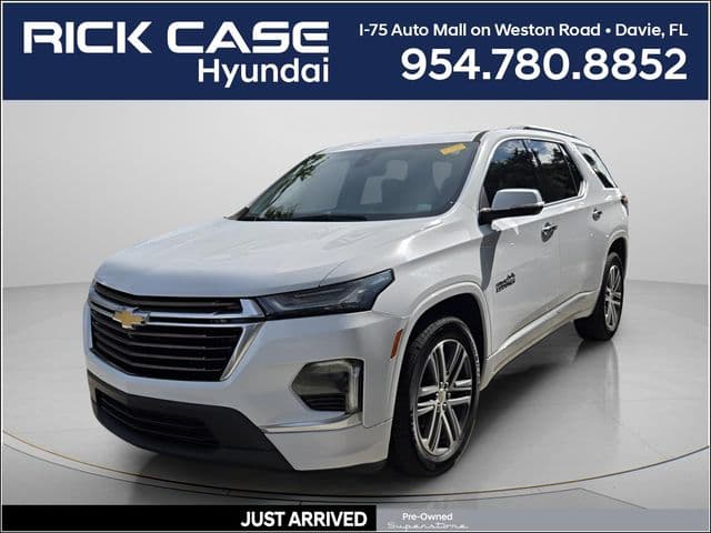 2023 Chevrolet Traverse High Country — photo 1 of 11