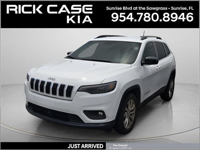 2022 Jeep Cherokee Latitude Lux — photo 1 of 11