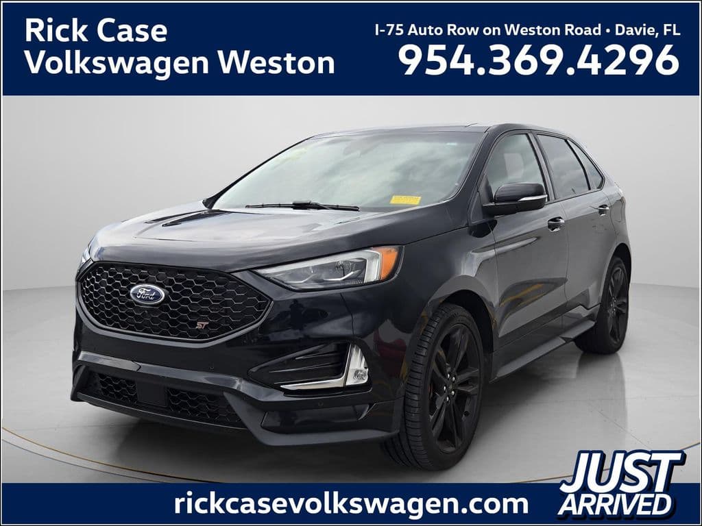 2020 Ford Edge ST — photo 1 of 11