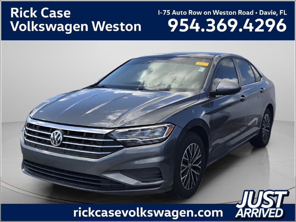 2019 Volkswagen Jetta Base — photo 1 of 11