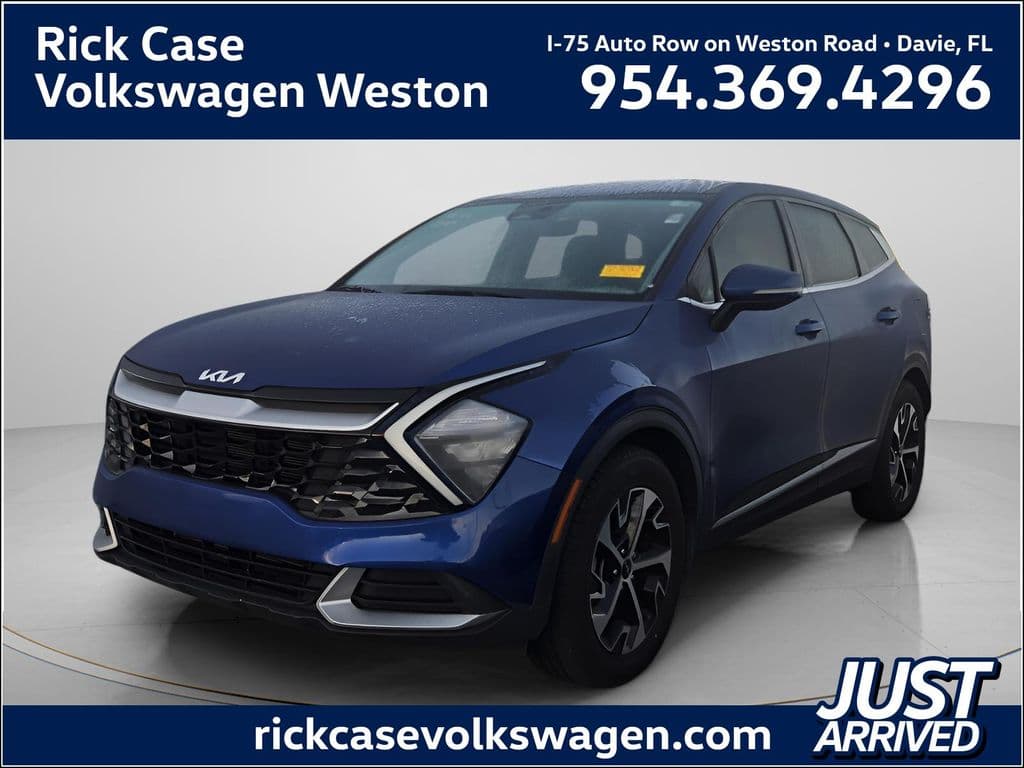 2023 Kia Sportage EX — photo 1 of 11