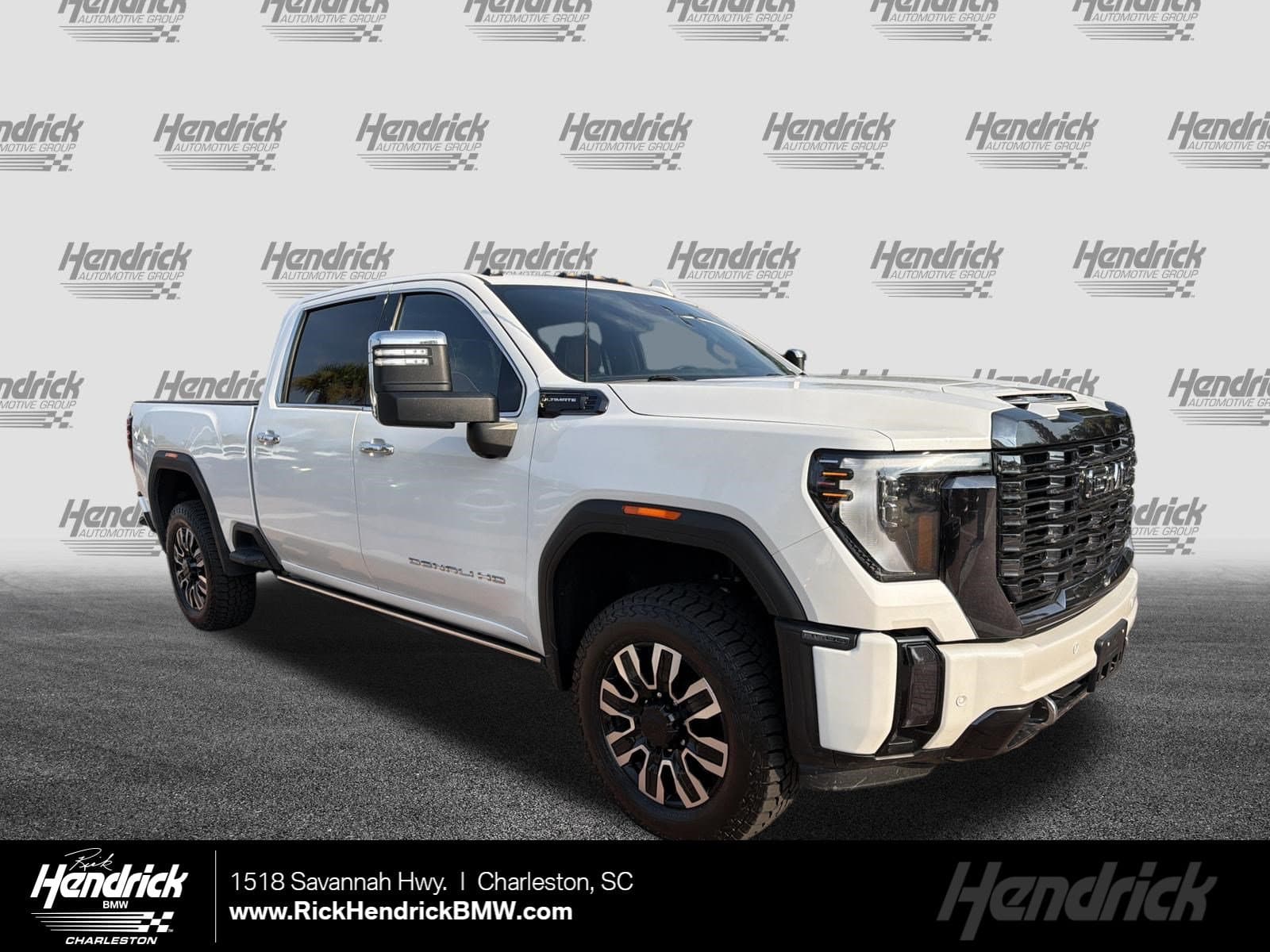2024 GMC Sierra 3500HD Denali Ultimate — photo 1 of 37