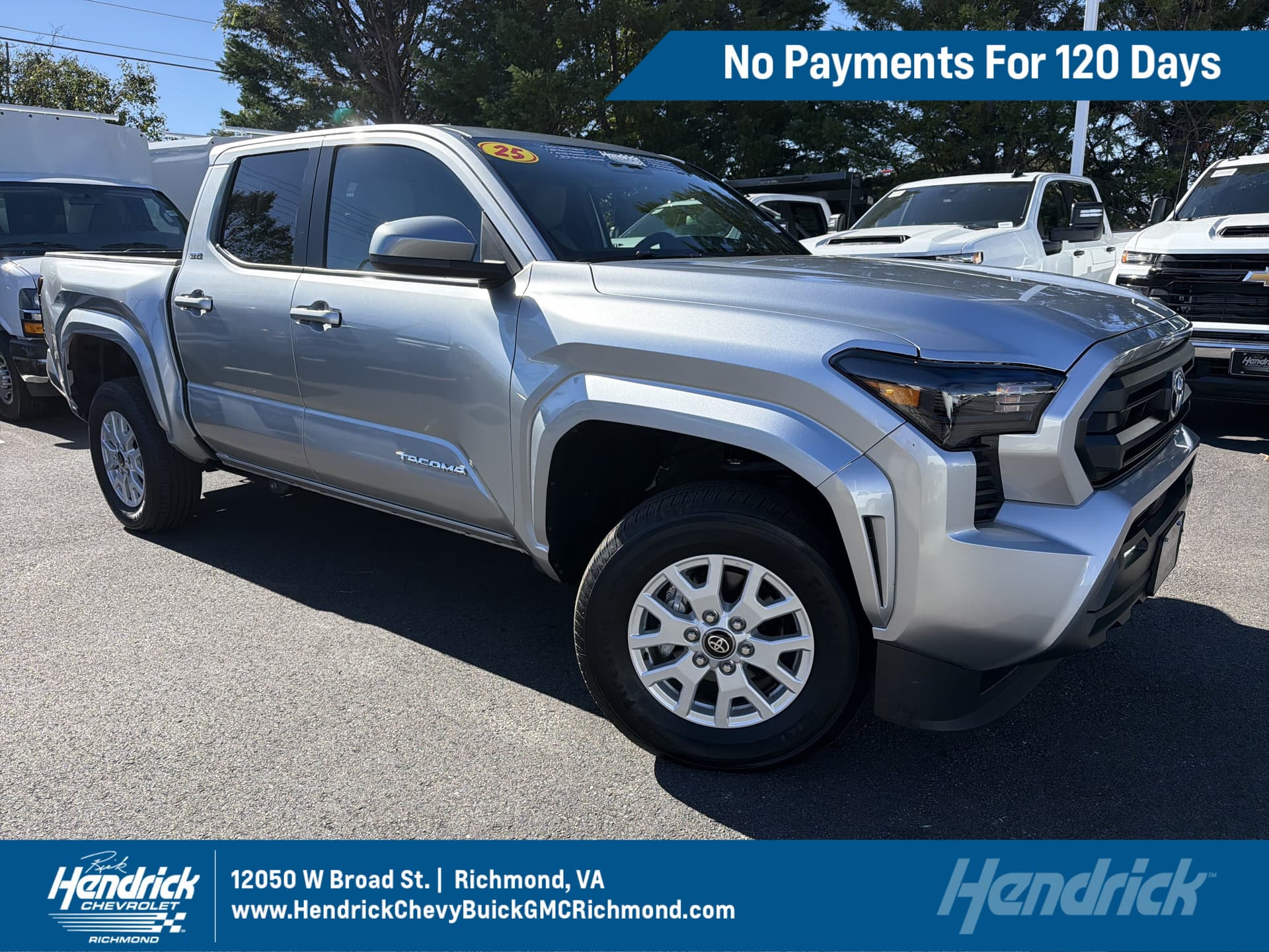 2025 Toyota Tacoma 4WD SR5 — photo 1 of 38