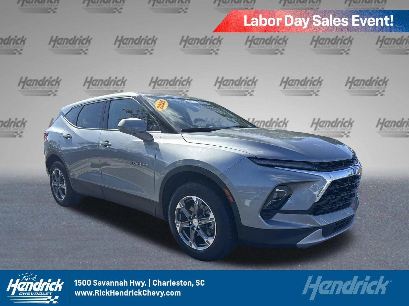 2025 Chevrolet Blazer LT — photo 1 of 35