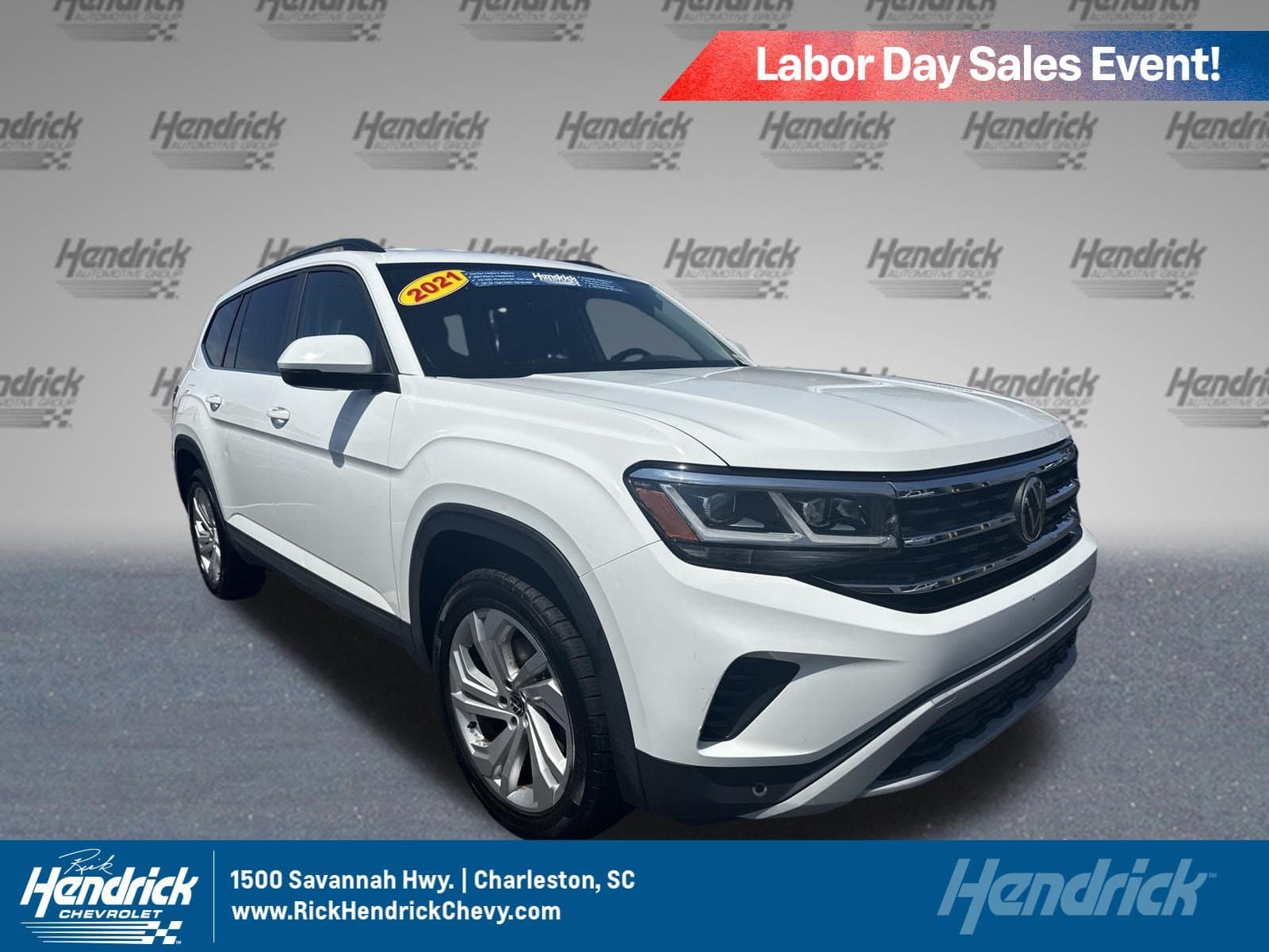 2021 Volkswagen Atlas 3.6L V6 SE w/Technology — photo 1 of 12