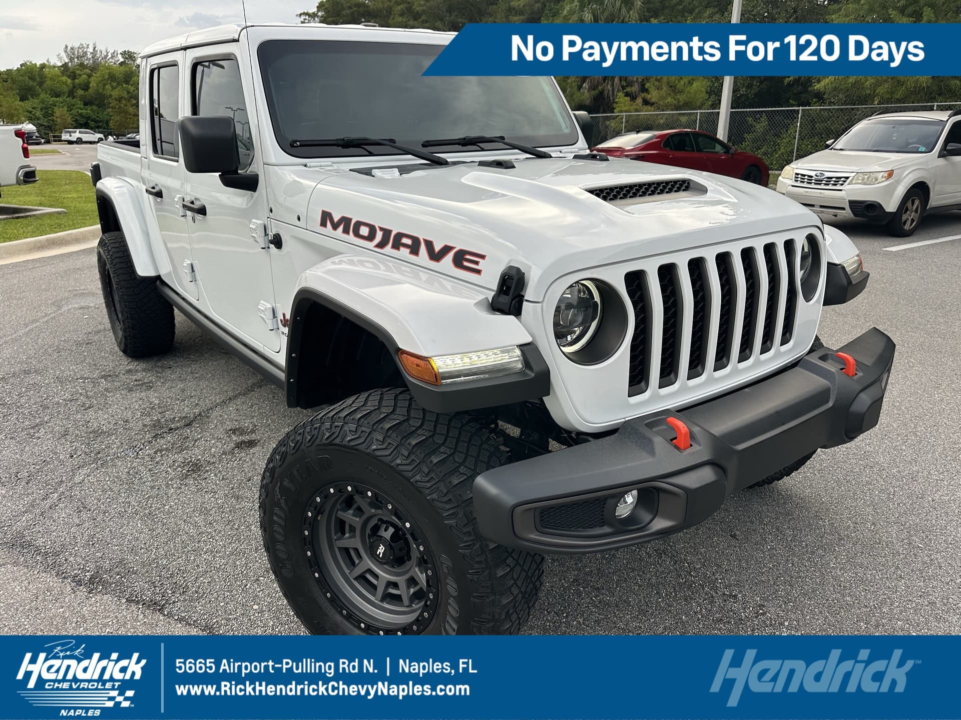 2023 Jeep Gladiator Mojave — photo 1 of 38