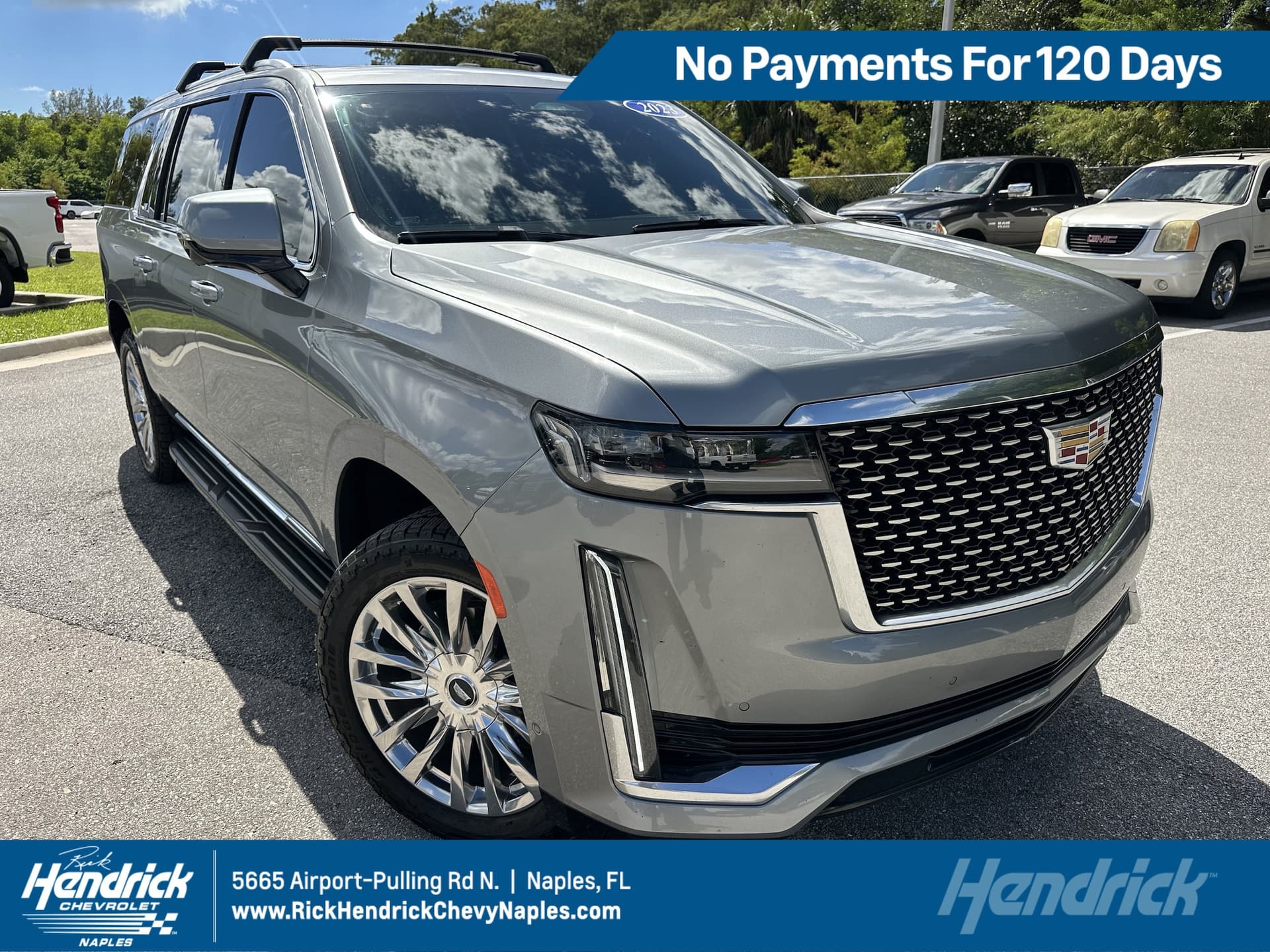 2023 Cadillac Escalade ESV 4WD Premium Luxury — photo 1 of 43