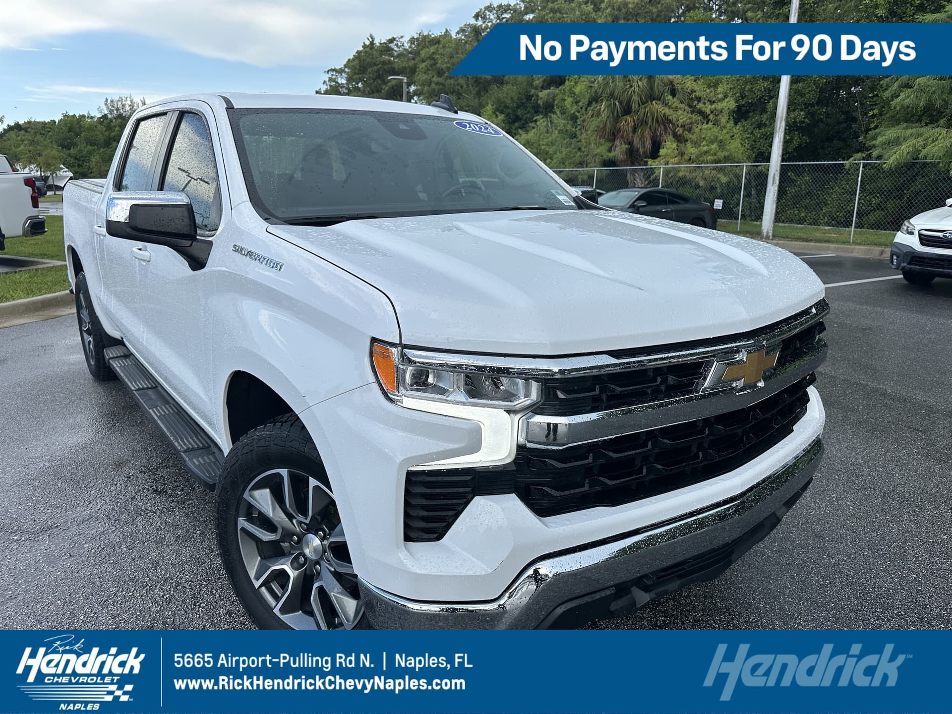 2024 Chevrolet Silverado 1500 LT — photo 1 of 38