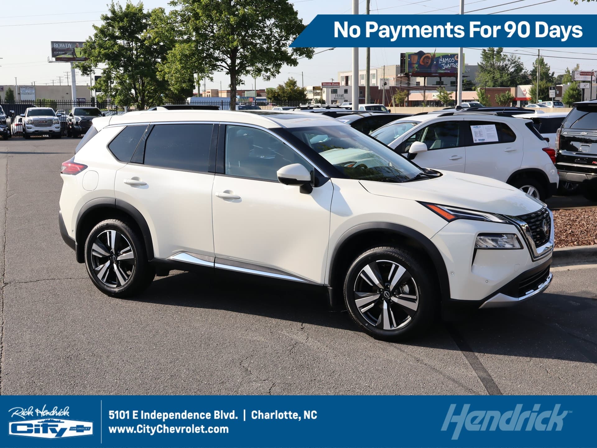 2023 Nissan Rogue Platinum — photo 1 of 43