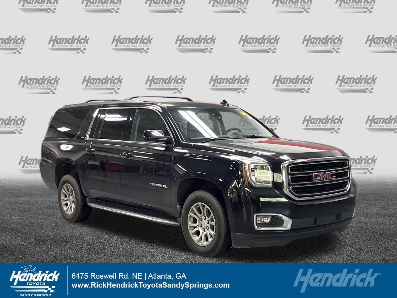 2020 GMC Yukon XL SLT — photo 1 of 11