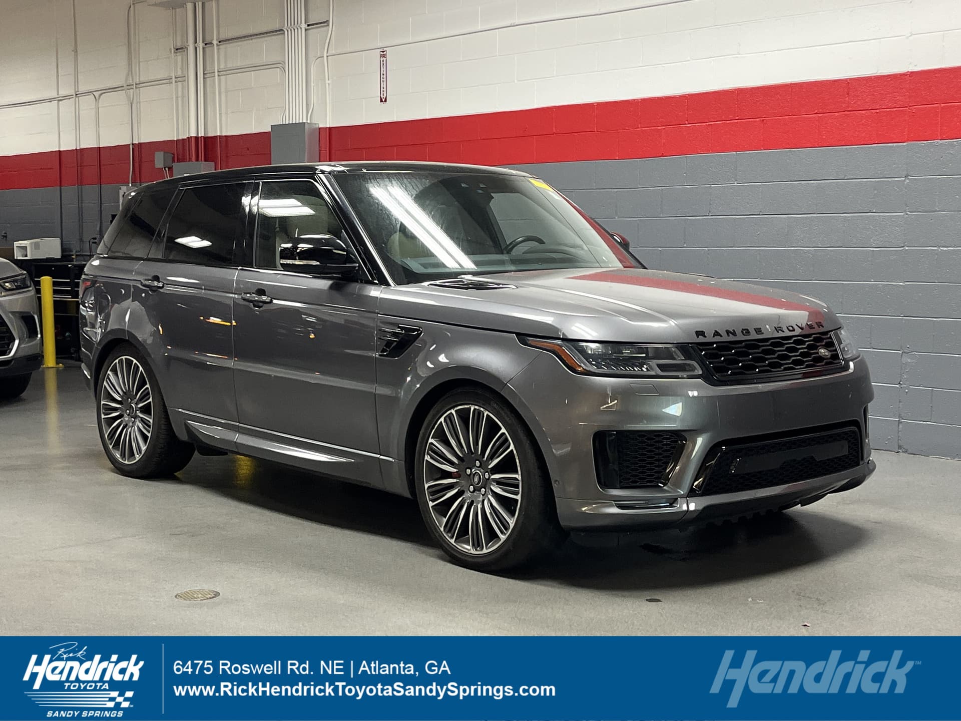 2018 Land Rover Range Rover Sport HSE Dynamic — photo 1 of 11