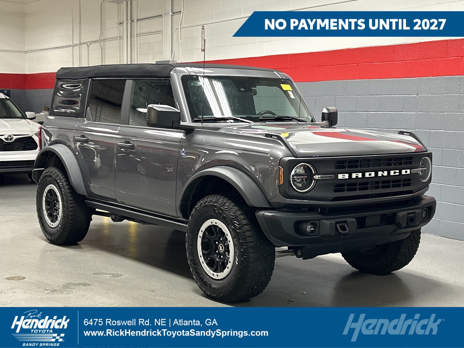2024 Ford Bronco Black Diamond — photo 1 of 11