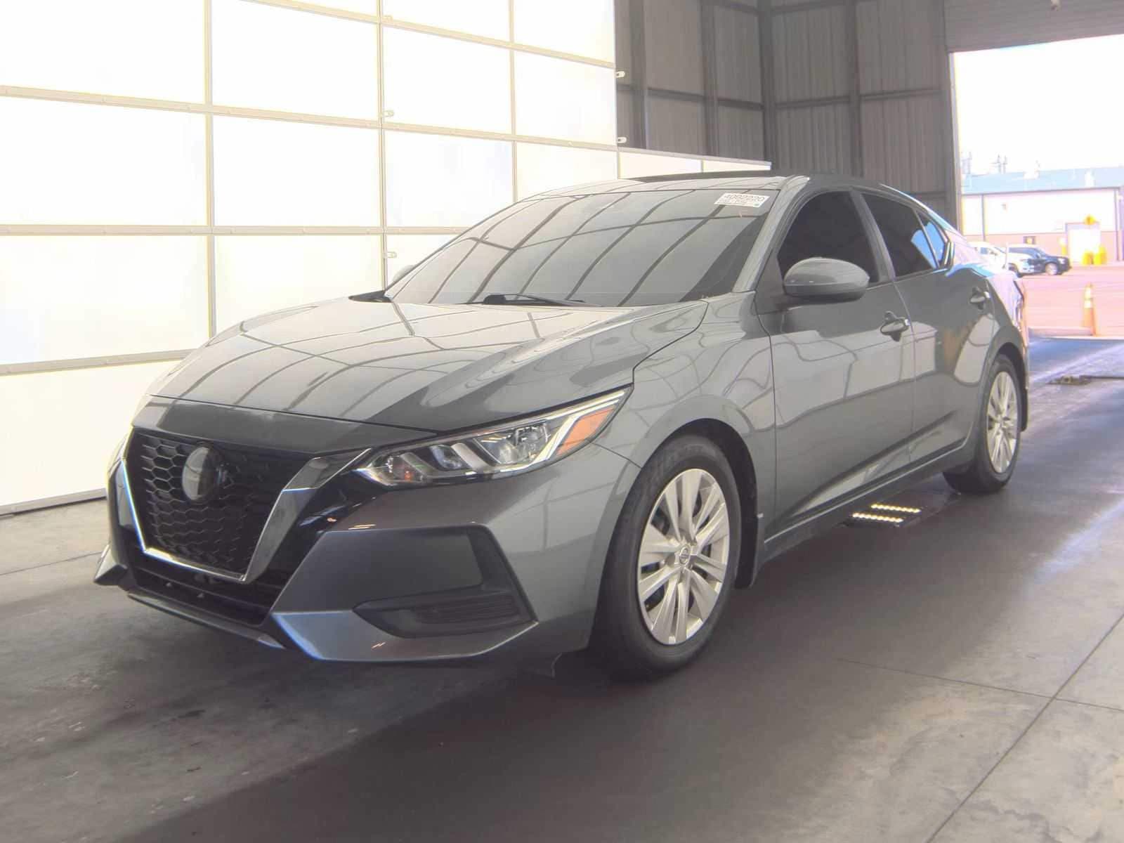 2022 Nissan Sentra S — photo 1 of 15