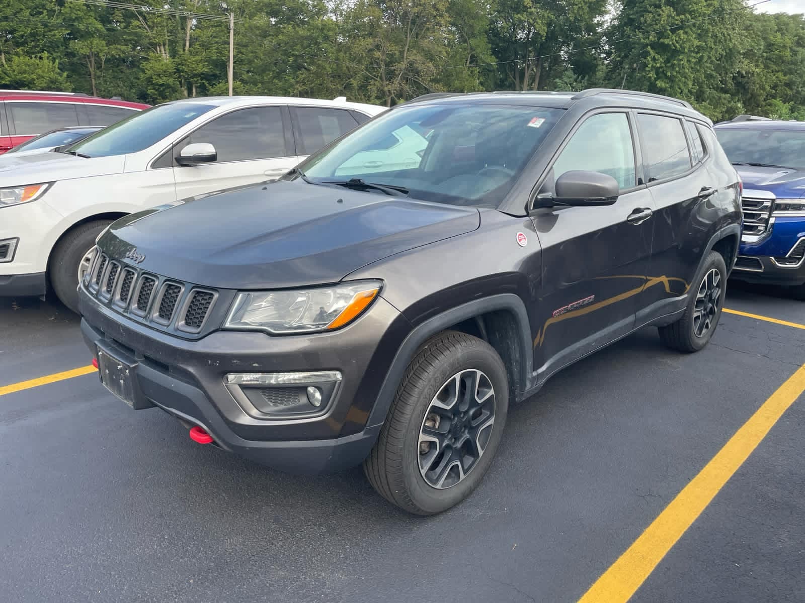 2020 Jeep Compass Trailhawk — photo 1 of 9