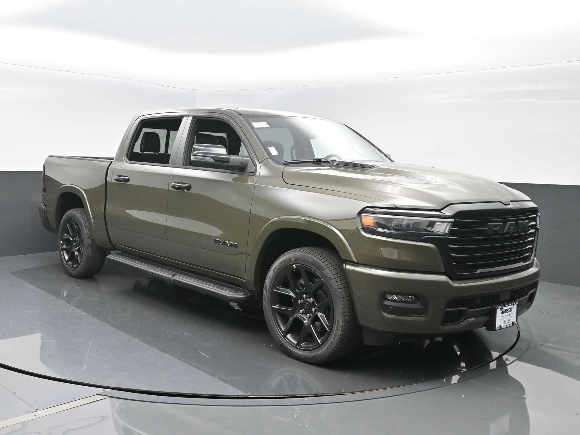2027 RAM 1500 Laramie — photo 1 of 46