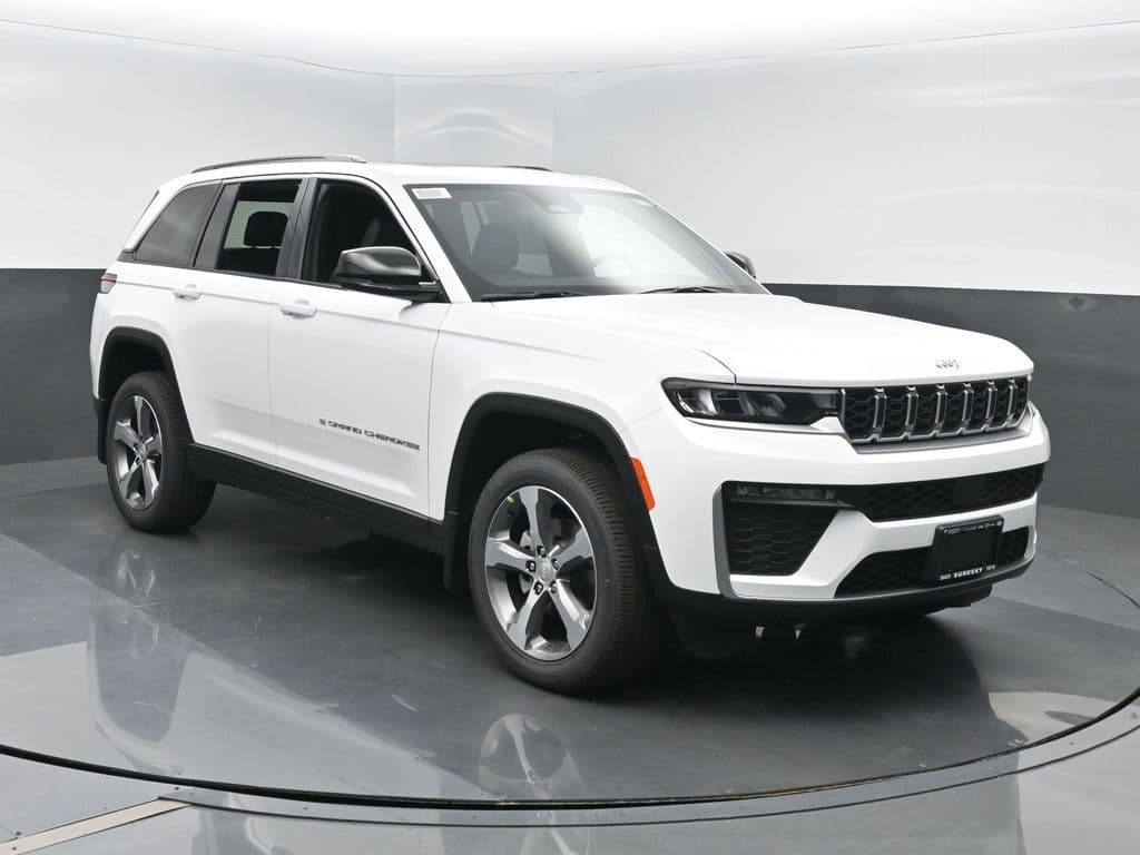 2026 Jeep Grand Cherokee LIMITED 4X4 — photo 1 of 43